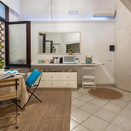 Cagliarifornia Bed and Breakfast Κάλιαρι